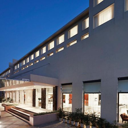 Courtyard By Marriott Bilaspur Экстерьер фото