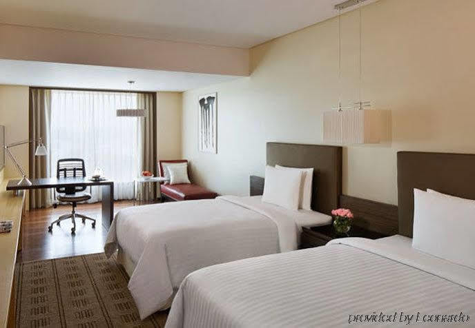 Courtyard By Marriott Bilaspur Экстерьер фото